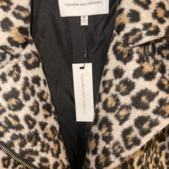 Cheetah Jacket - Picture 5 of 6